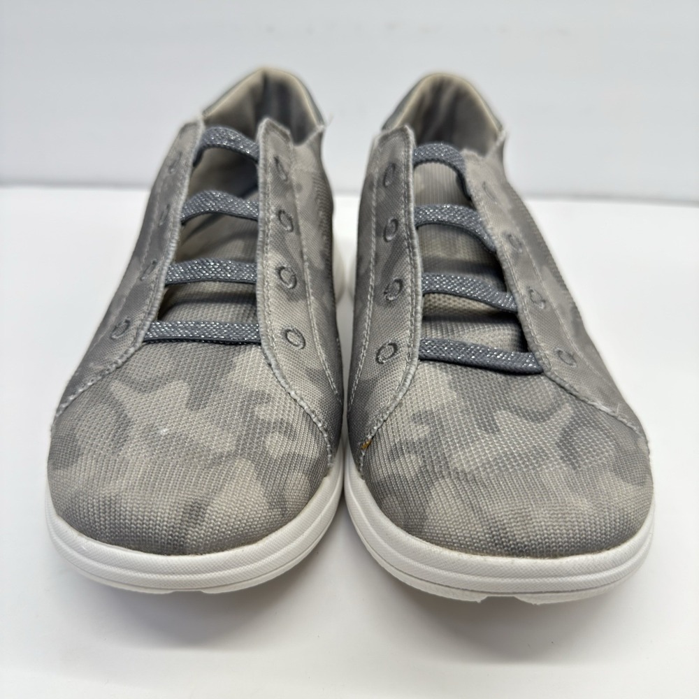 Bzees Golden Knit Slip On Shoes Gray Camo Women's 8.5W Comfort Washable